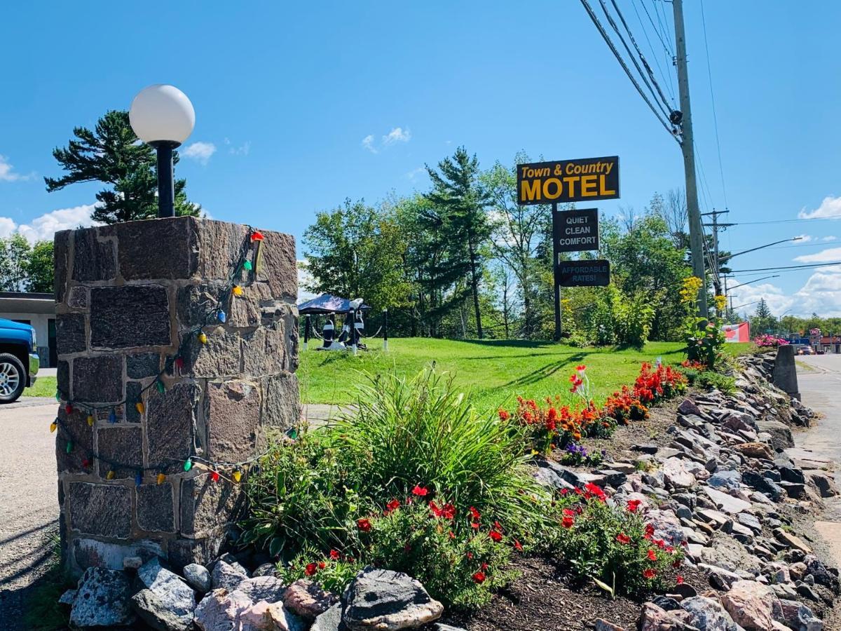Town & Country Motel Parry Sound Kültér fotó
