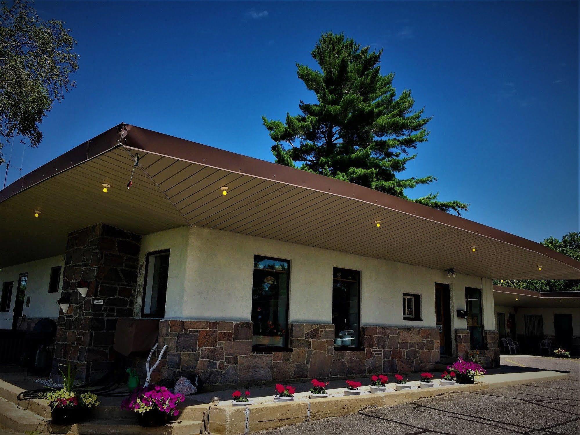 Town & Country Motel Parry Sound Kültér fotó